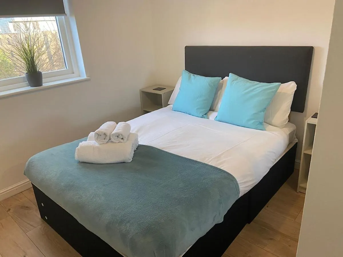 Central Edinburgh 2-Bed Retreat