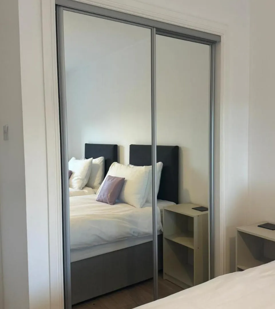 Central Edinburgh 2-Bed Retreat 0*,